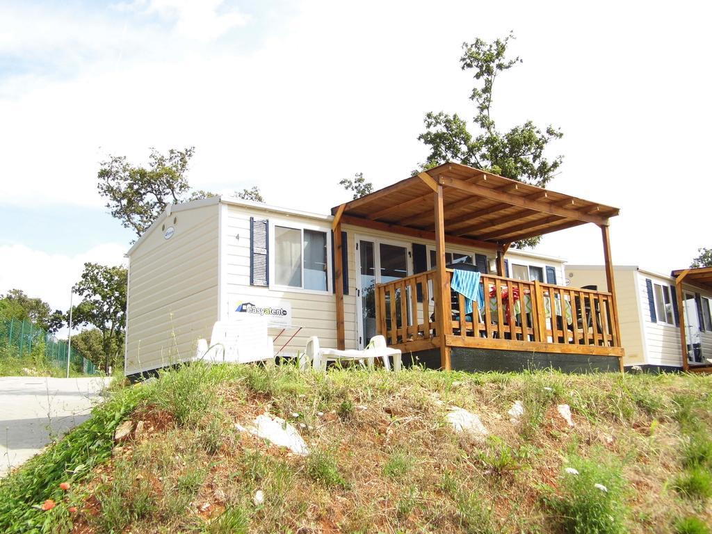Easyatent Mobile Home Zelena Laguna Mugeba Buitenkant foto